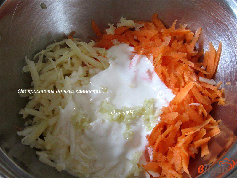 Фото приготовление рецепта: Куриное филе с морковью и сыром шаг №1