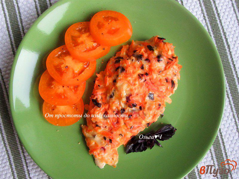 Фото приготовление рецепта: Куриное филе с морковью и сыром шаг №6