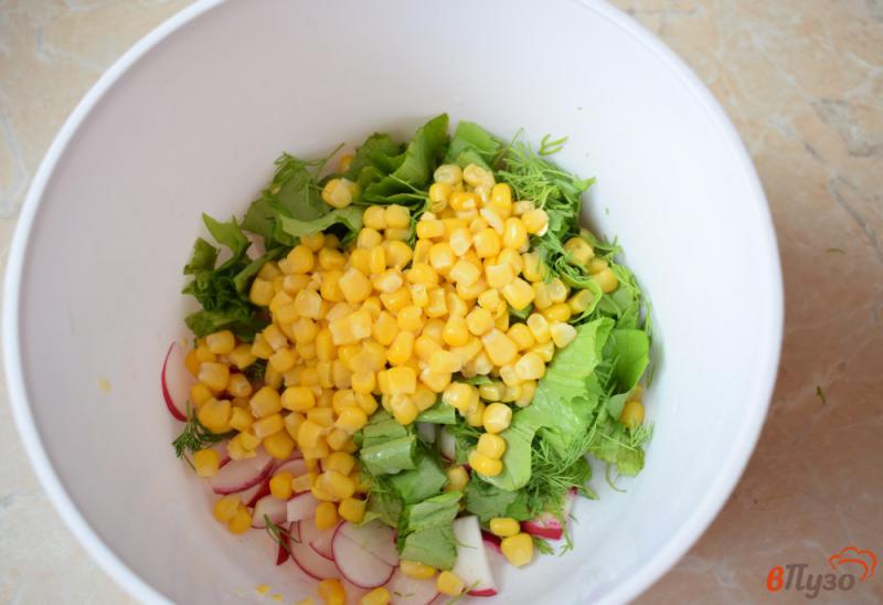 Фото приготовление рецепта: Овощной  салат с кукурузой шаг №3