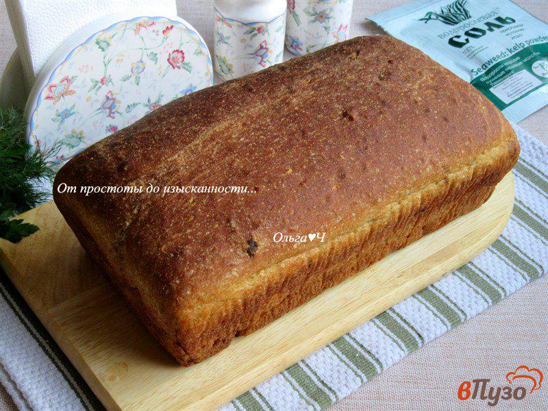 Фото приготовление рецепта: Цельнозерновой молочный хлеб с водорослевой солью и томатами шаг №6