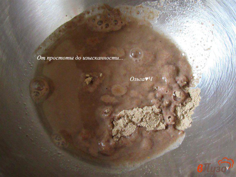 Фото приготовление рецепта: Кукурузные кексы с имбирем шаг №2