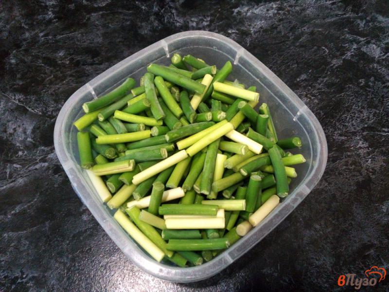 Фото приготовление рецепта: Овощное рагу с чесночными стрелками шаг №2