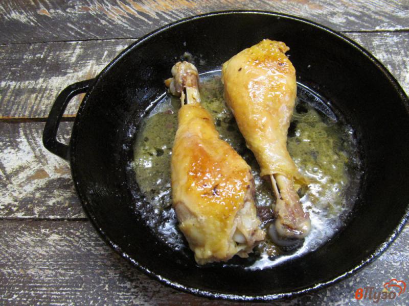 Фото приготовление рецепта: Курица с чечевицей и грибами шаг №1