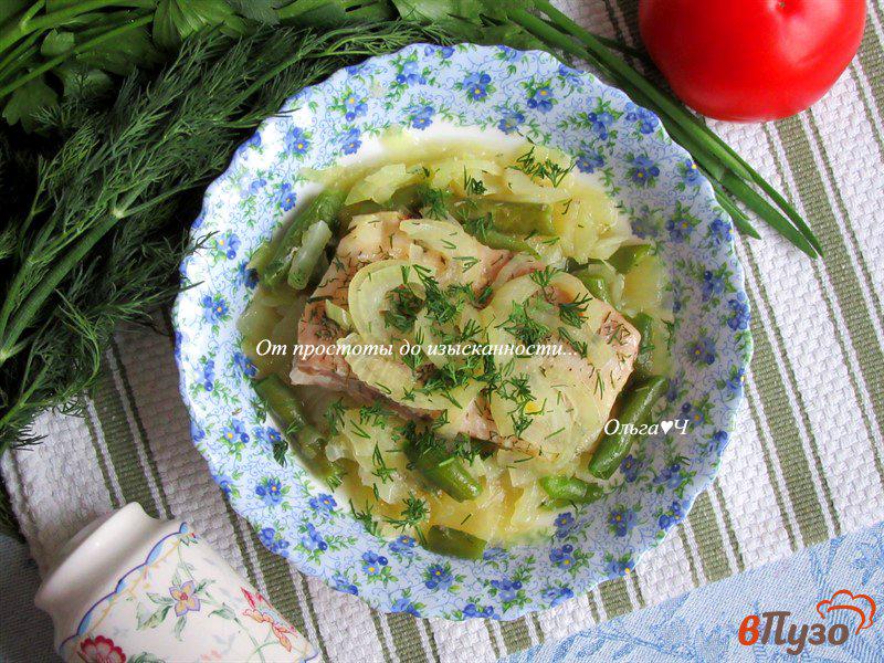 Фото приготовление рецепта: Пангасиус с капустой и стручковой фасолью шаг №5