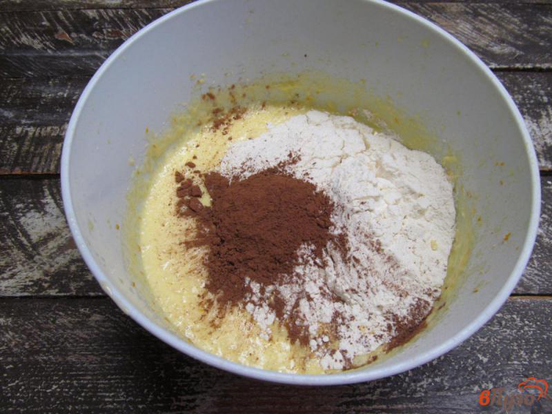 Фото приготовление рецепта: Шоколадное печенье с апельсином шаг №3