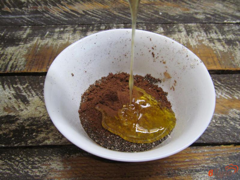 Фото приготовление рецепта: Чиа пудинг с какао творогом и апельсином шаг №3