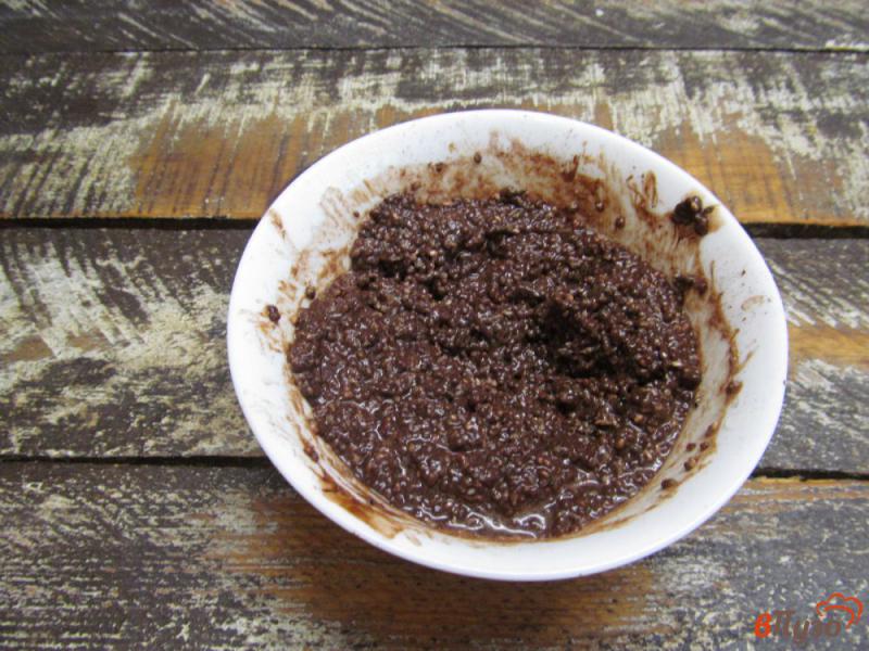 Фото приготовление рецепта: Чиа пудинг с какао творогом и апельсином шаг №6