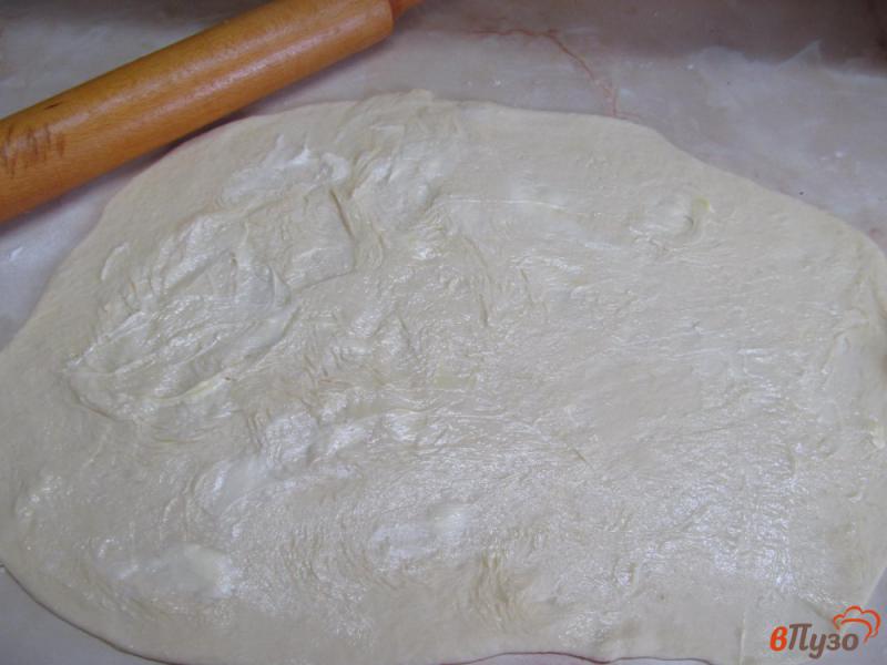 Фото приготовление рецепта: Американские булочки с корицей шаг №6