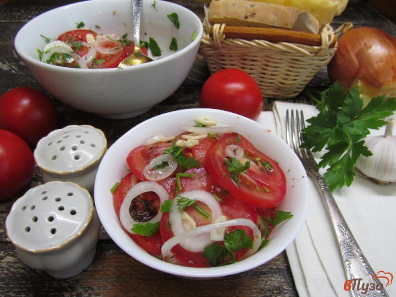 Фото приготовление рецепта: Закуска из помидоров под медовым соусом шаг №6