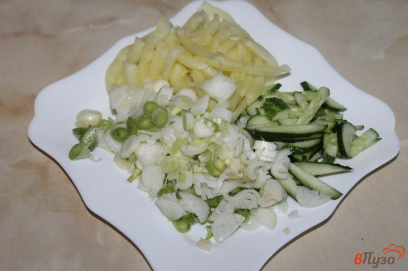 Фото приготовление рецепта: Лаваш с овощами и сыром шаг №1