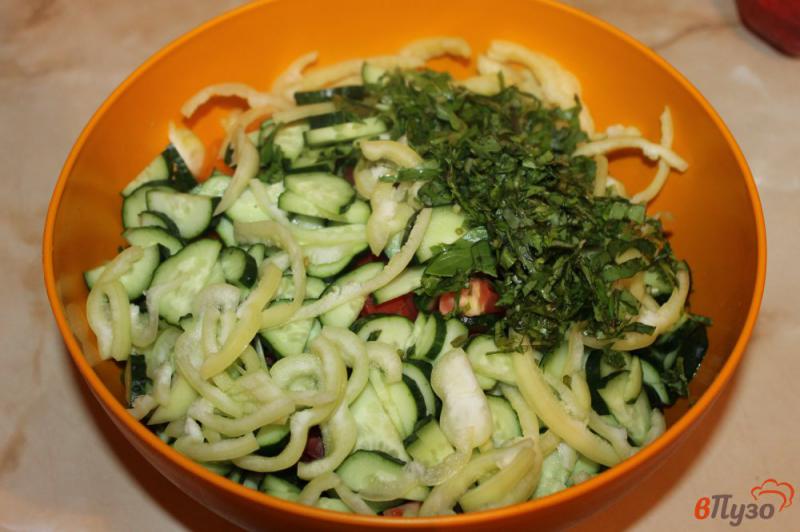 Фото приготовление рецепта: Дачный салат шаг №4