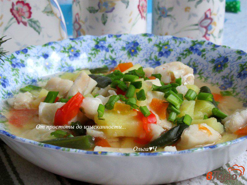 Фото приготовление рецепта: Суп из судака с перцем и стручковой фасолью шаг №8