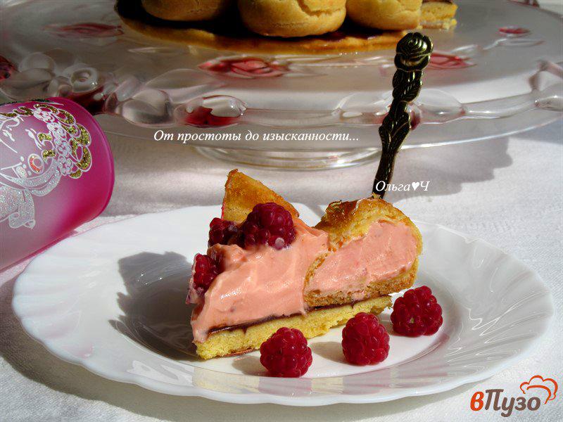 Фото приготовление рецепта: Торт «Сент-Оноре» с малиной шаг №9
