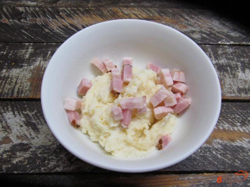Фото приготовление рецепта: Яйцо пашот с картофелем в банке шаг №4