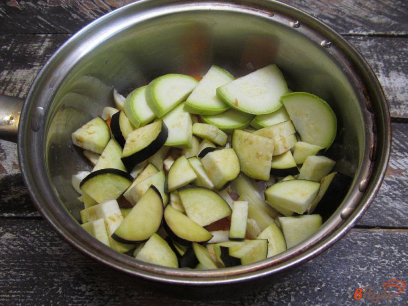 Фото приготовление рецепта: Овощное рагу с кус-кусом и холодным соусом шаг №5