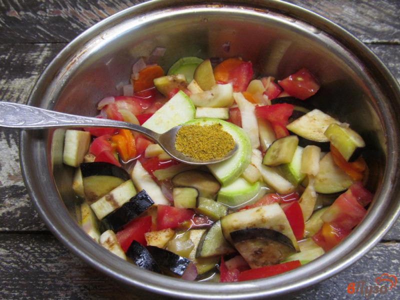 Фото приготовление рецепта: Овощное рагу с кус-кусом и холодным соусом шаг №7