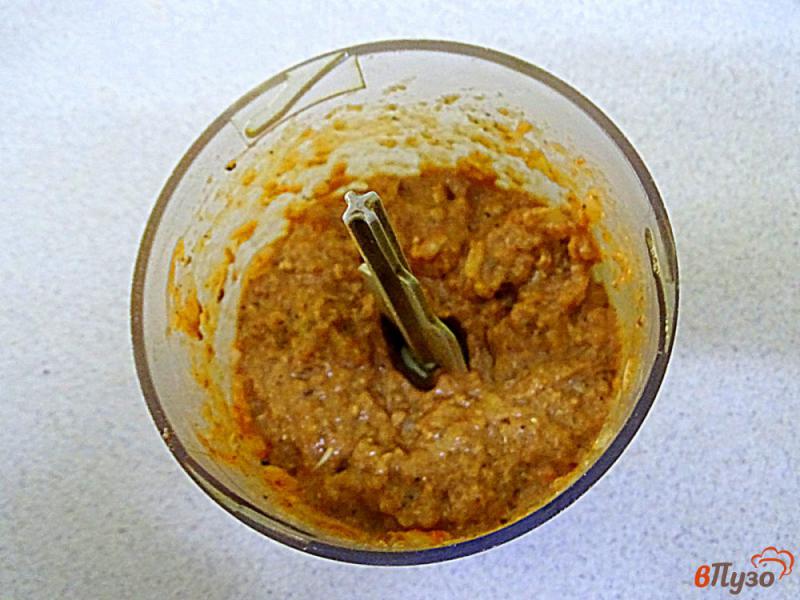 Фото приготовление рецепта: Котлеты из кильки в томате с рисом шаг №2