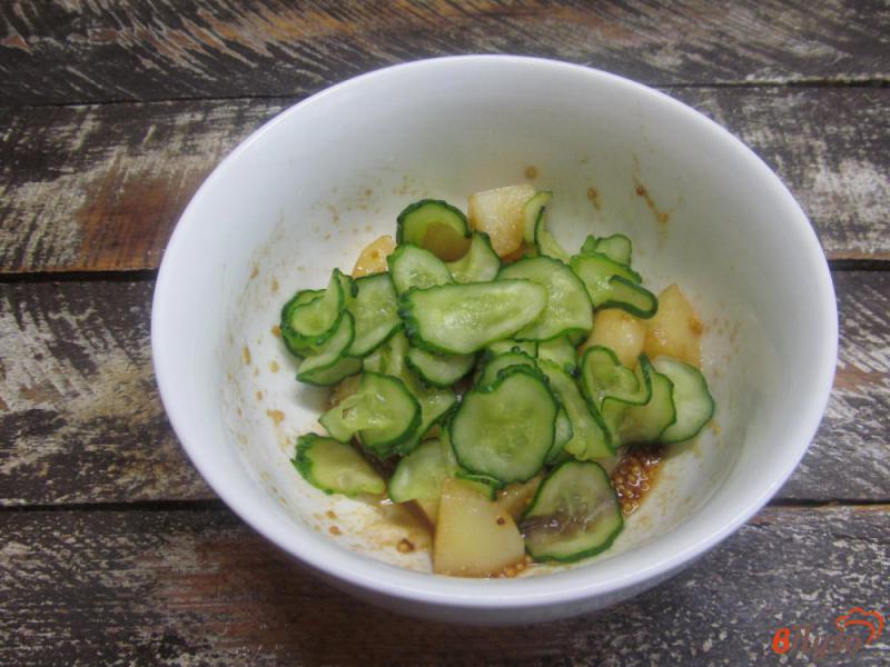 Фото приготовление рецепта: Салат из картофеля с рукколой шаг №5