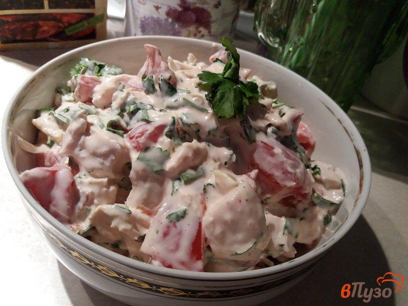 Фото приготовление рецепта: Салат из куриного филе с кинзой шаг №5