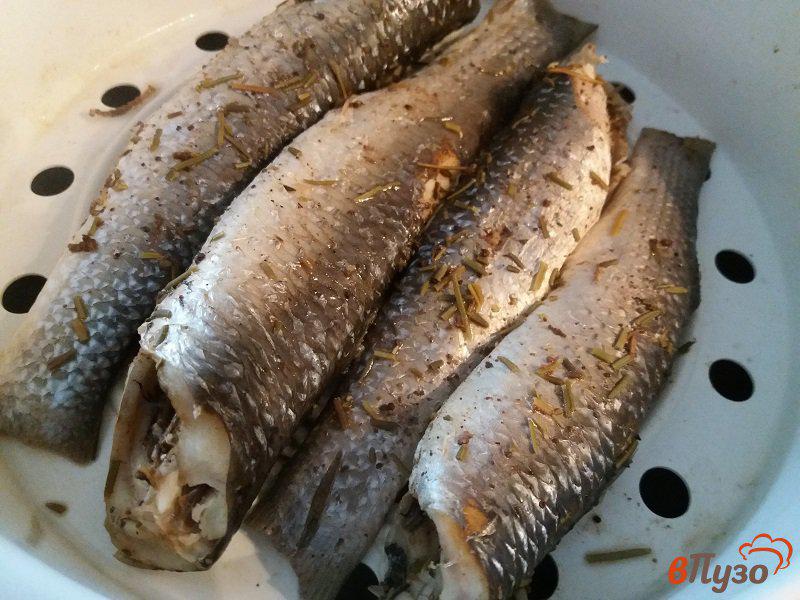 Фото приготовление рецепта: Рыба кефаль на пару с  апельсиновым соусом шаг №9