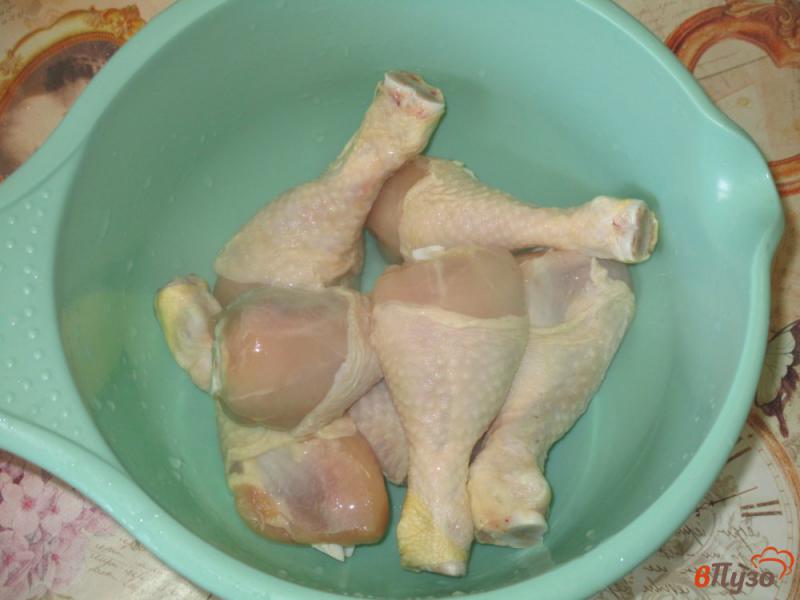 Фото приготовление рецепта: Куриные ножки томленые в кефире шаг №1