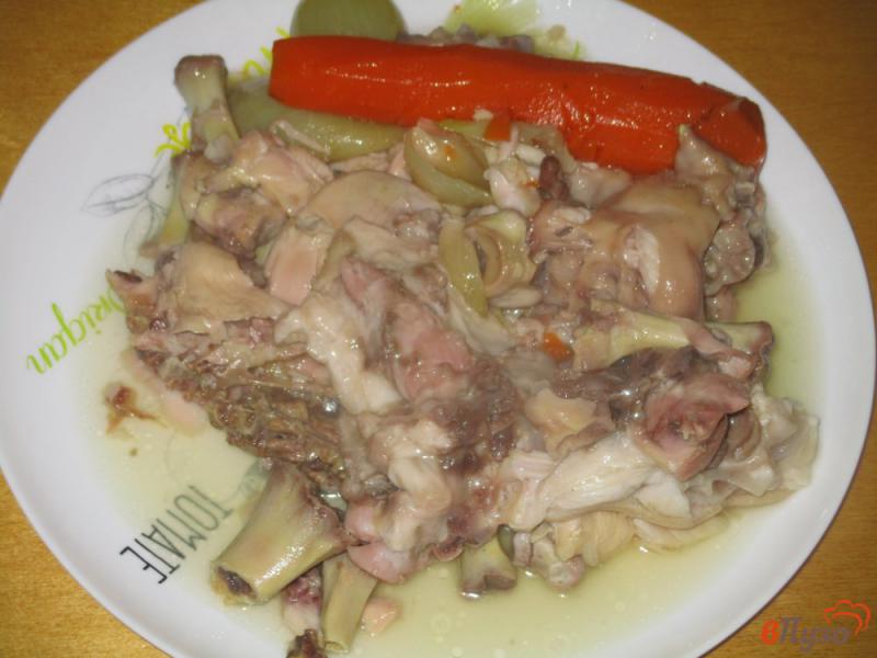 Фото приготовление рецепта: Холодец из курицы и свиной ноги шаг №3