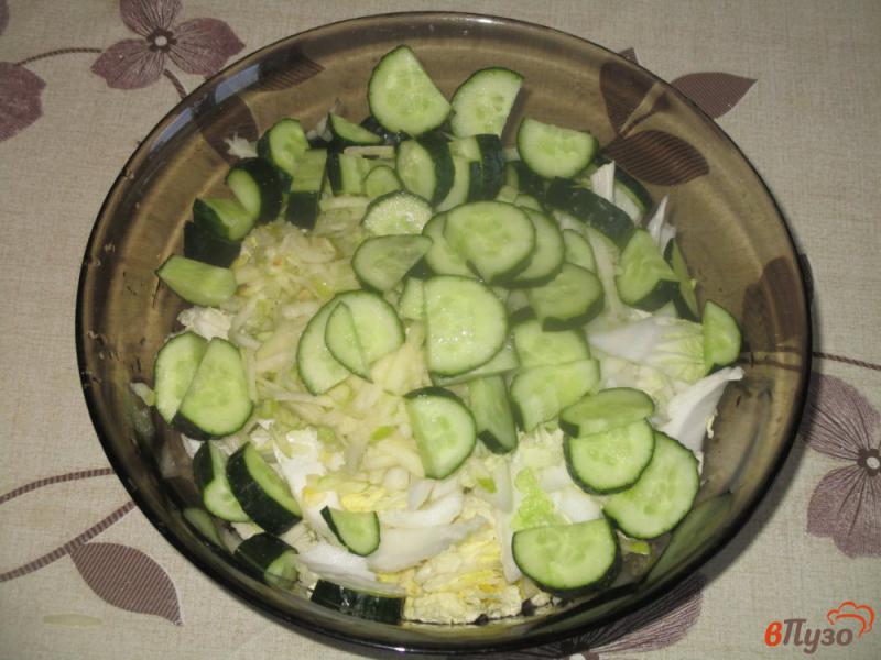 Фото приготовление рецепта: Салат «Зеленый» с яблоком шаг №3