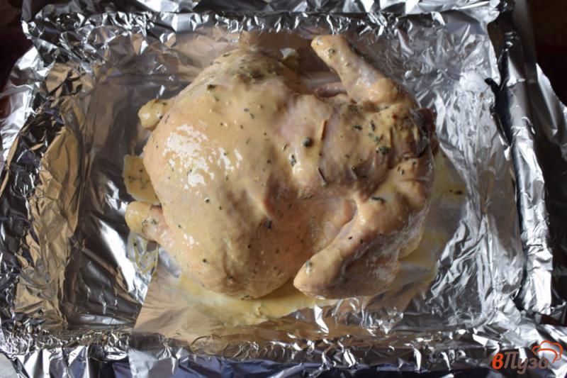 Фото приготовление рецепта: Курица запеченная в горчично-соевом маринаде шаг №5