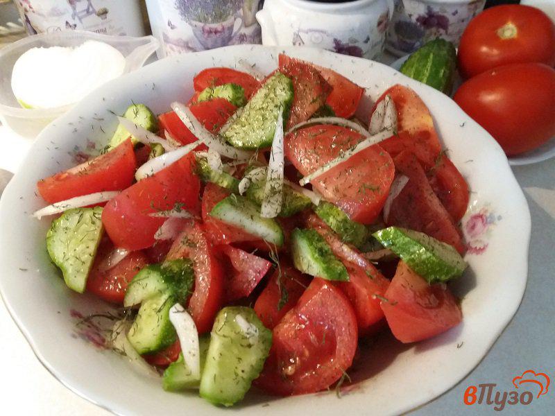Фото приготовление рецепта: Простой овощной салат шаг №8