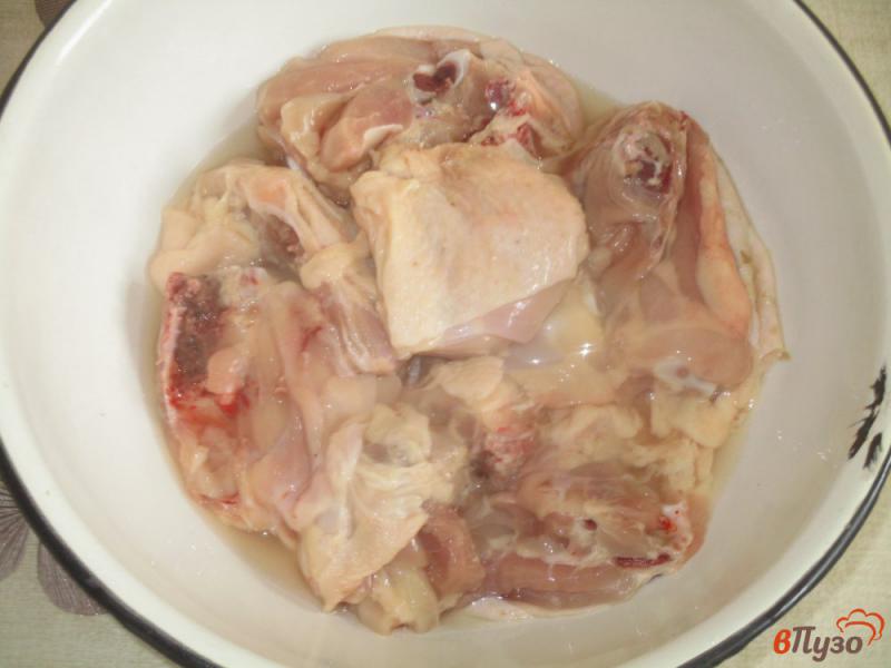 Фото приготовление рецепта: Курица в сливочно-горчичной подливе шаг №1