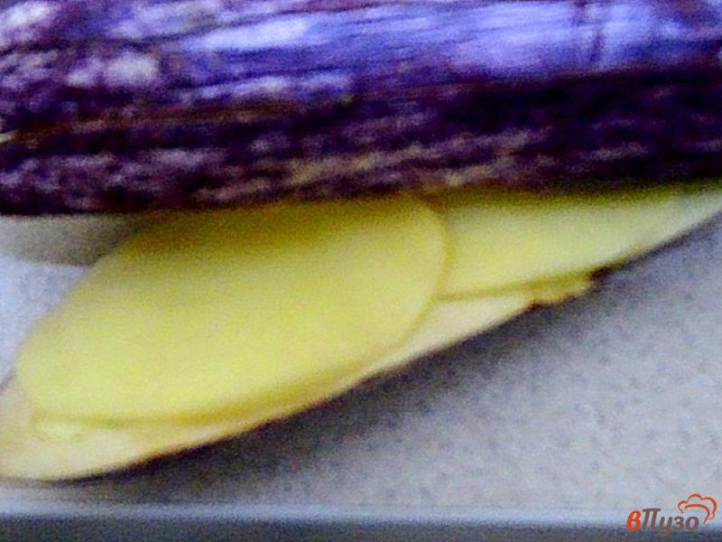 Фото приготовление рецепта: Баклажановые веера запеченные в духовке шаг №5