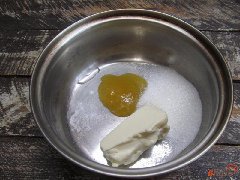 Фото приготовление рецепта: Батончики из чернослива с медом и орехами шаг №1