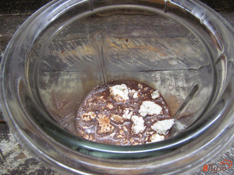 Фото приготовление рецепта: Творожно-шоколадное желе шаг №5