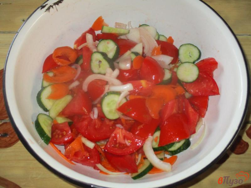 Фото приготовление рецепта: Маринованный овощной салат шаг №2