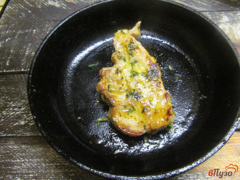 Фото приготовление рецепта: Свинина в апельсиновом маринаде с картофелем шаг №4