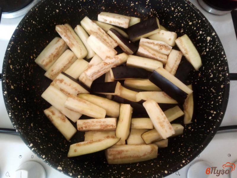 Фото приготовление рецепта: Маринованный салат из баклажан шаг №3