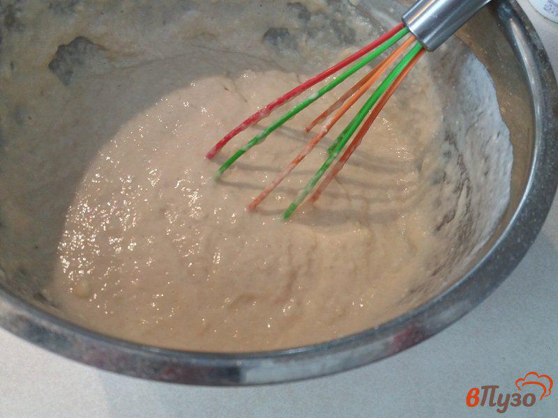 Фото приготовление рецепта: Дрожжевые оладьи с сюрпризом шаг №1