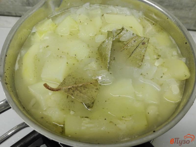 Фото приготовление рецепта: Крем-суп с кабачком и шпинатом шаг №6
