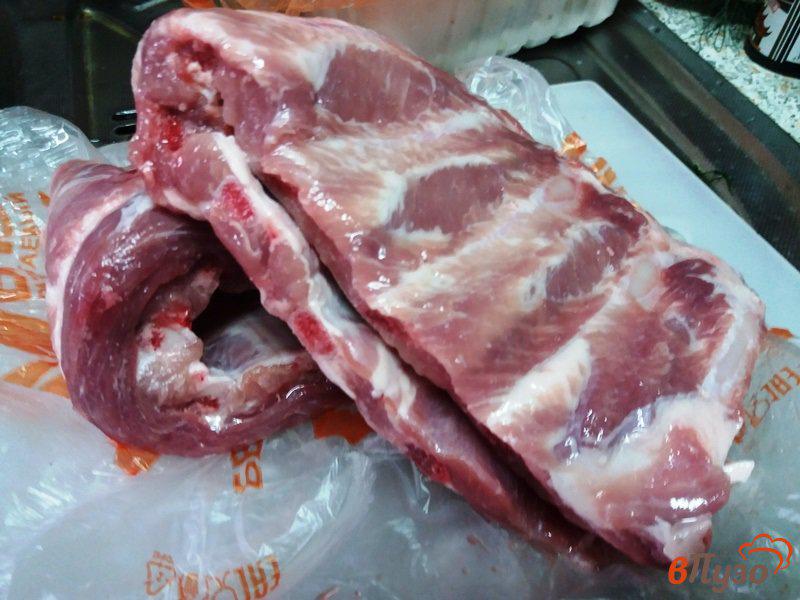 Фото приготовление рецепта: Свиные ребры гриль в лаваше шаг №1