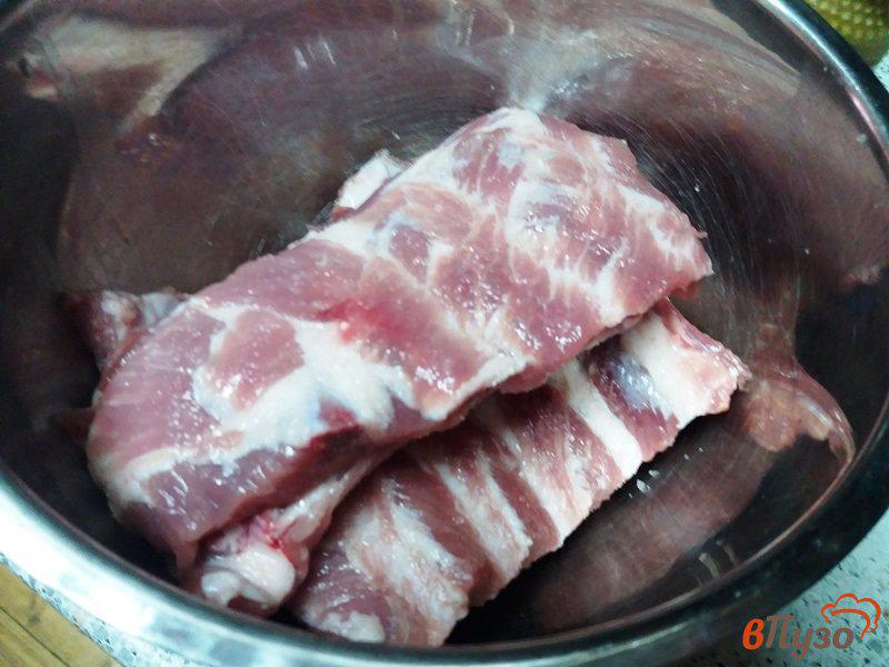 Фото приготовление рецепта: Свиные ребры гриль в лаваше шаг №2