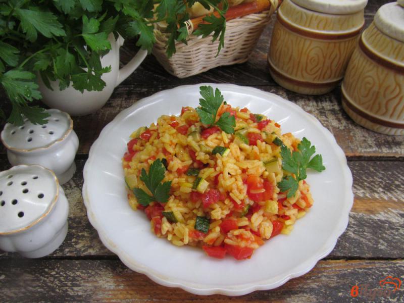 Фото приготовление рецепта: Рис с кабачком и помидором по турецки шаг №5