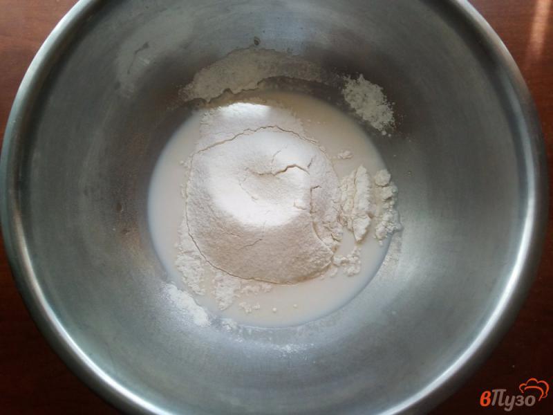 Фото приготовление рецепта: Сдобные пирожки с абрикосами шаг №2