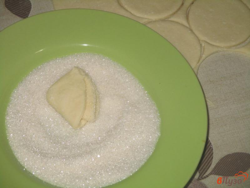 Фото приготовление рецепта: Печенье сахарное с творогом шаг №7