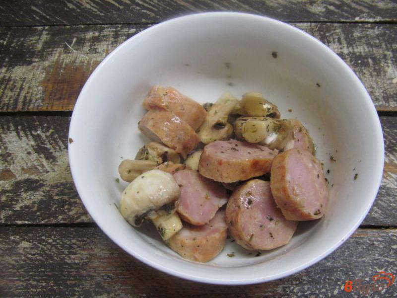 Фото приготовление рецепта: Шашлычок из куриной колбасы с овощным кус-кусом шаг №8
