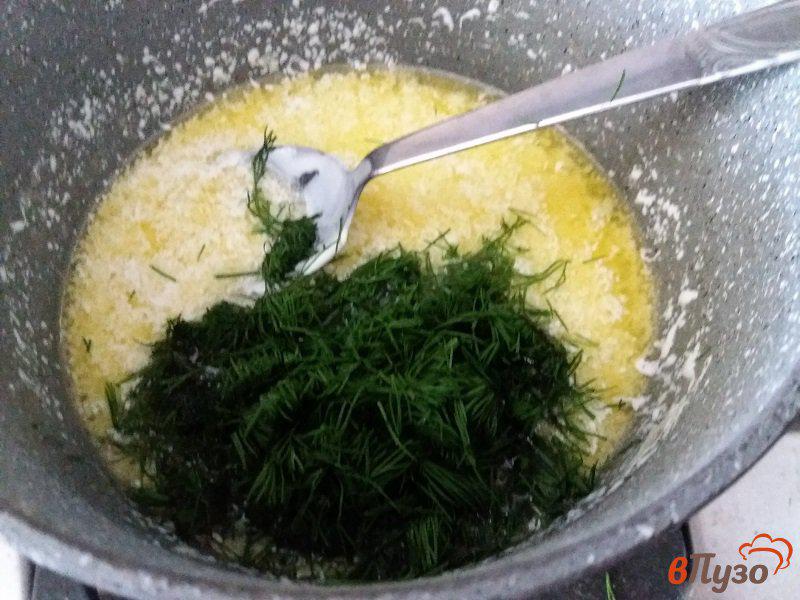 Фото приготовление рецепта: Запеченный картофель с чесночным маслом шаг №3