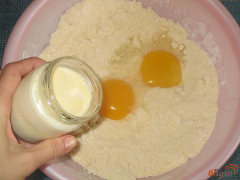 Фото приготовление рецепта: Печенье на йогурте шаг №4