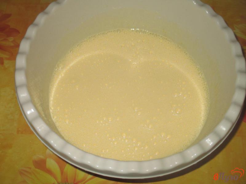 Фото приготовление рецепта: Торт «Молочная девочка» с бананами шаг №2