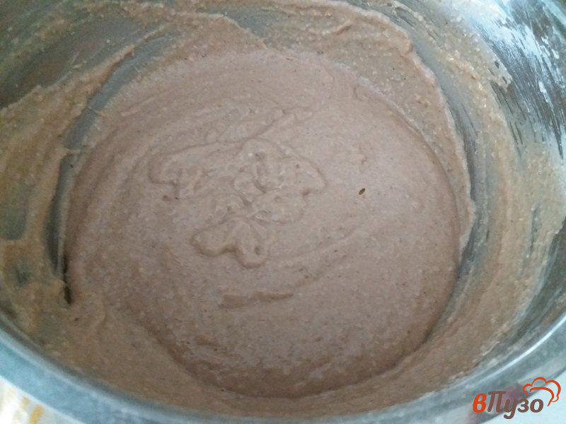 Фото приготовление рецепта: Оладьи шоколадные из овсяной муки шаг №6