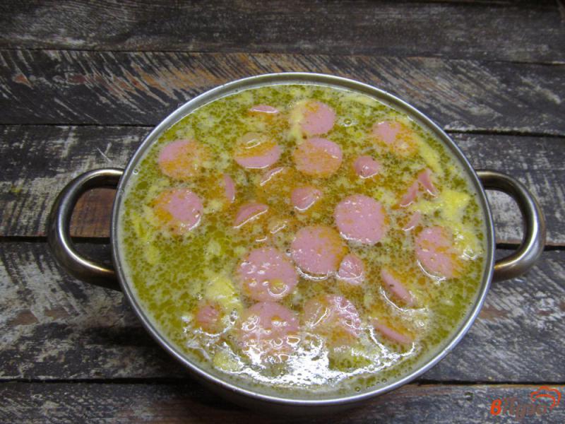 Фото приготовление рецепта: Гороховый суп с сосисками и сыром шаг №8