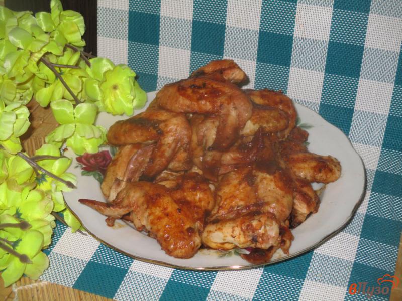 Фото приготовление рецепта: Крылышки запеченные в остром соусе шаг №5